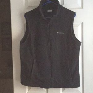 Black Columbia fleece vest